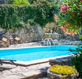 3 bedroom villa with pool near Pula, sleeps 6